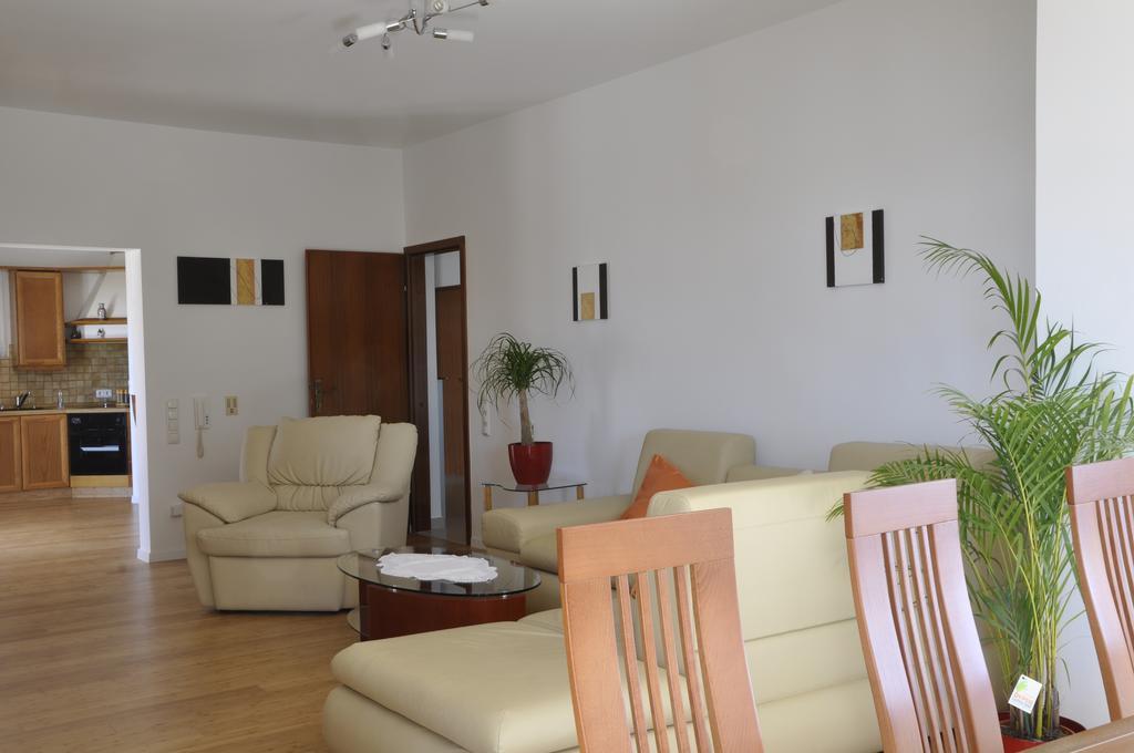 Villa Flora Kastela Room photo